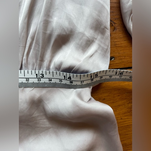 LUSH Blouse - Picture 6 of 7